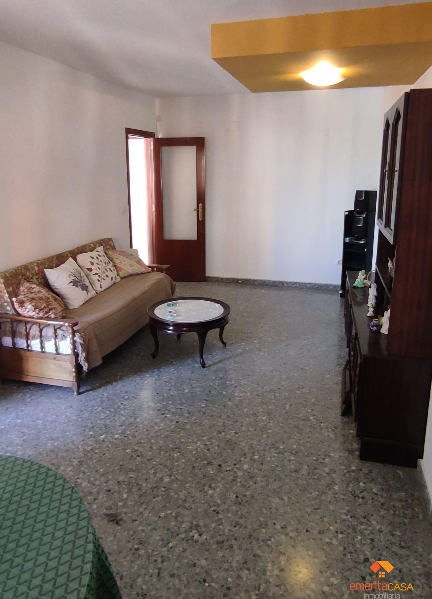For sale of chalet in Mérida
