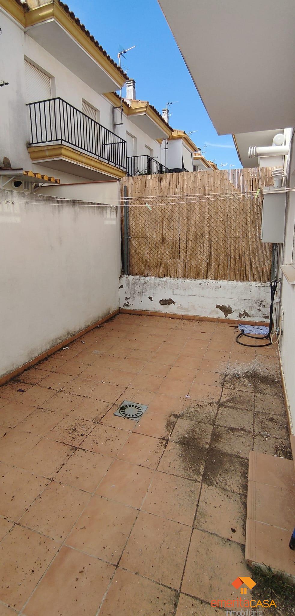 For sale of chalet in Mérida
