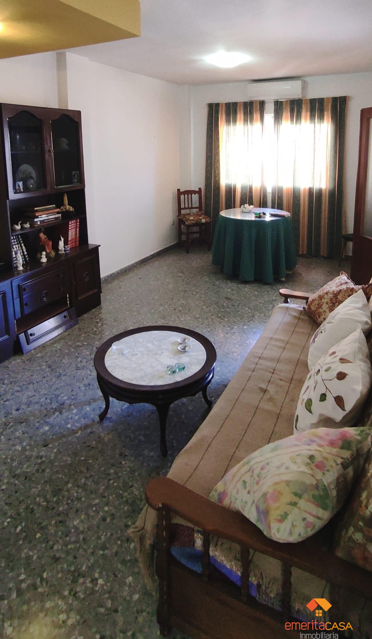 For sale of chalet in Mérida