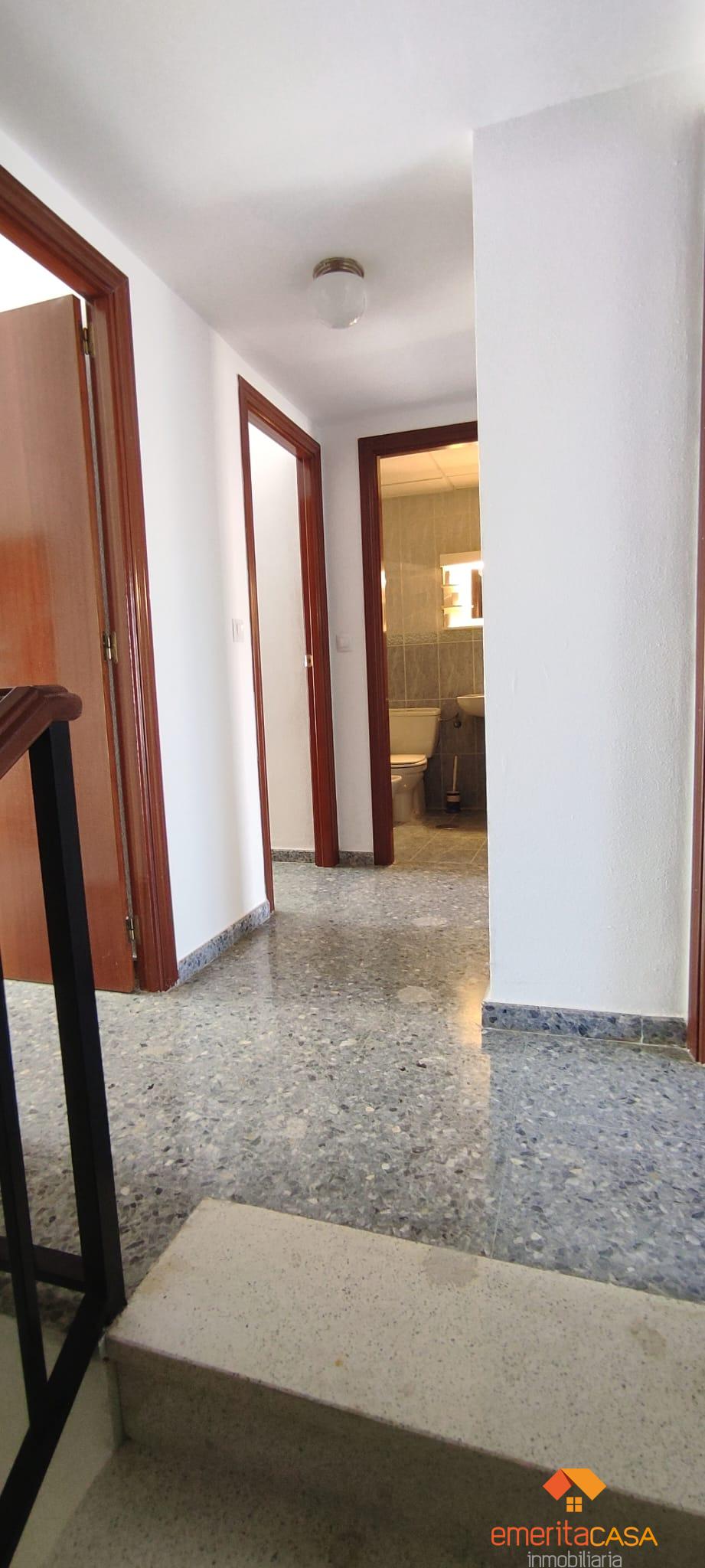 For sale of chalet in Mérida