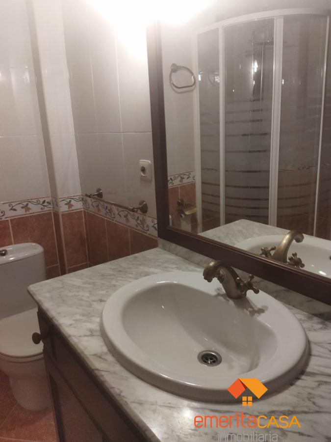 For sale of chalet in Mérida