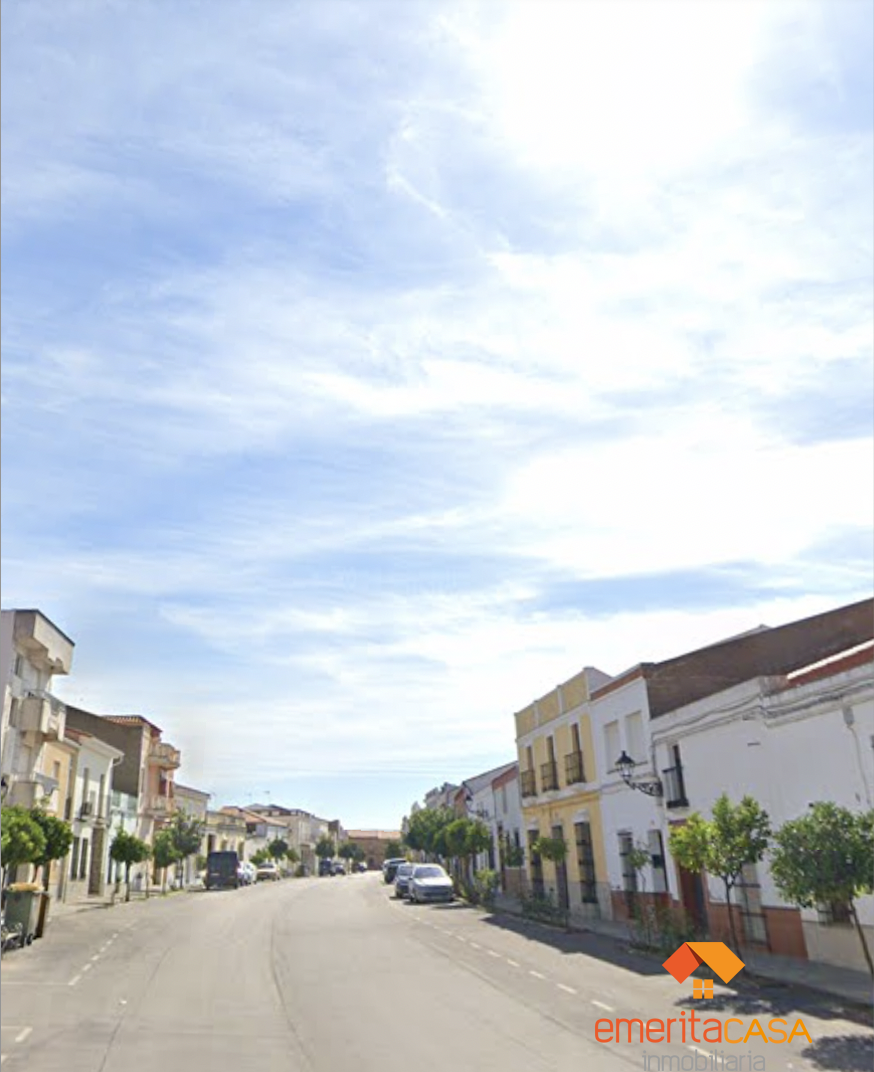 For sale of house in Villagonzalo