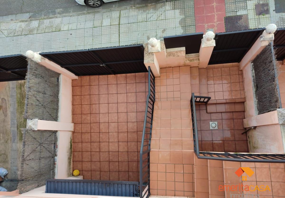 For sale of chalet in Mérida