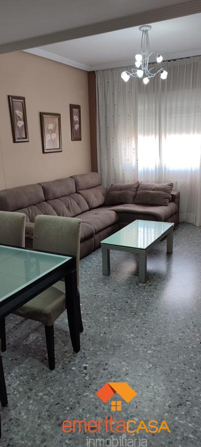For sale of chalet in Mérida