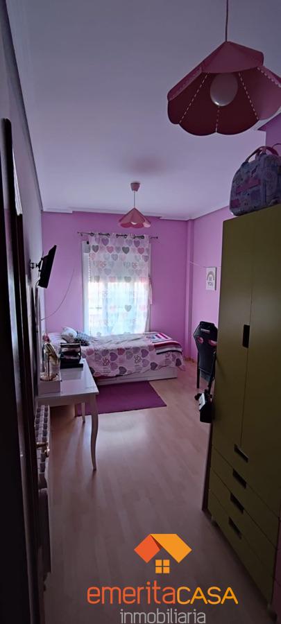 For sale of chalet in Mérida