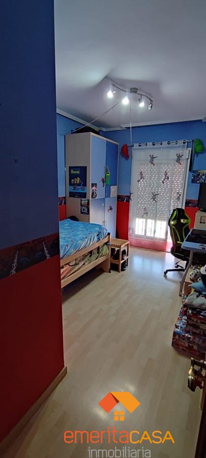 For sale of chalet in Mérida