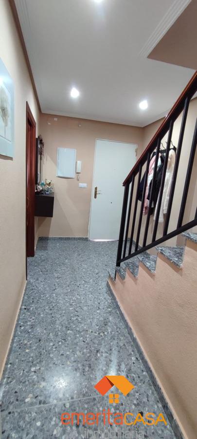 For sale of chalet in Mérida