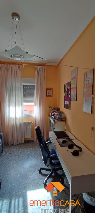 For sale of chalet in Mérida