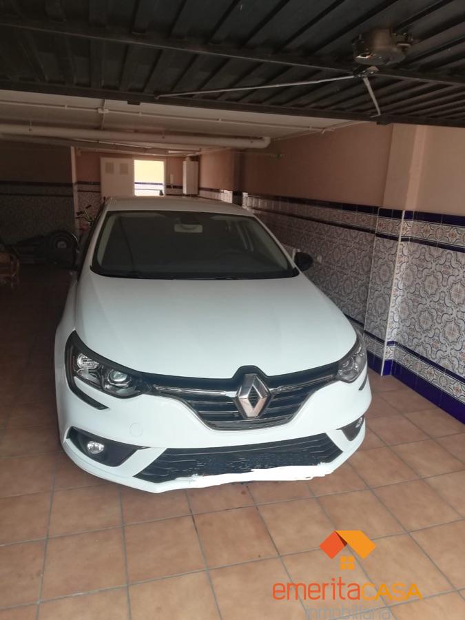 For sale of chalet in Mérida