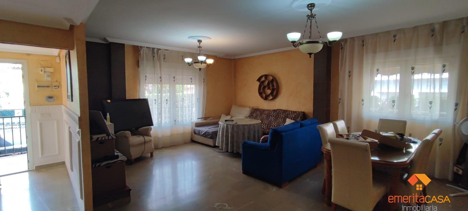 For sale of chalet in Mérida