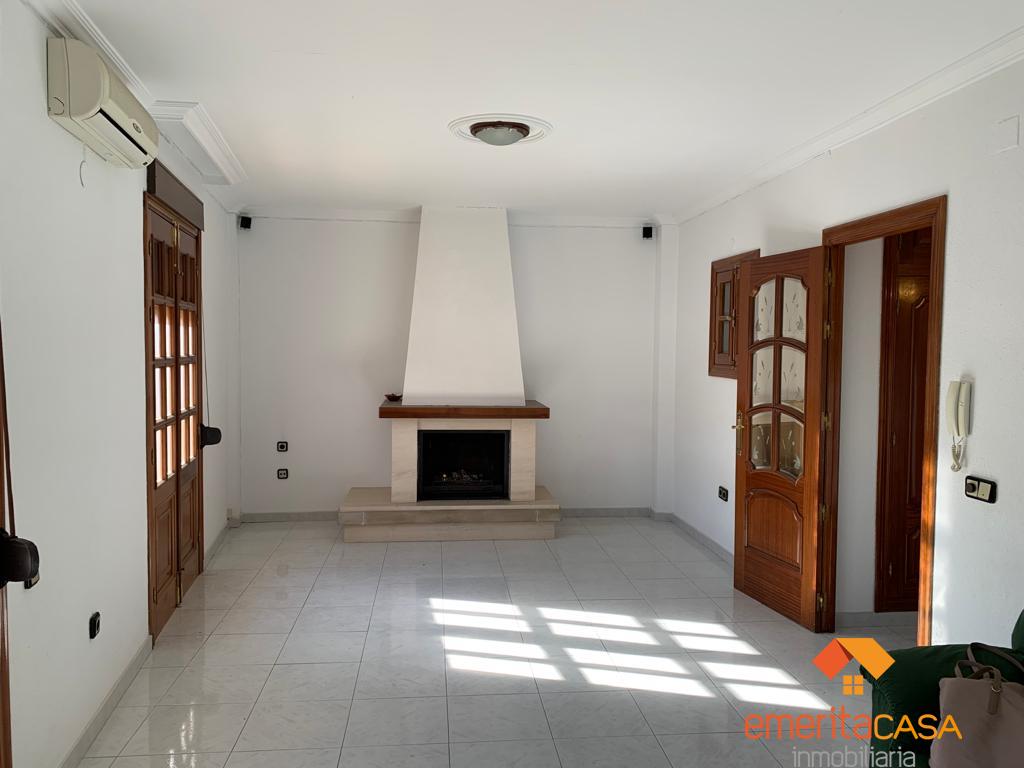 For sale of house in Calamonte