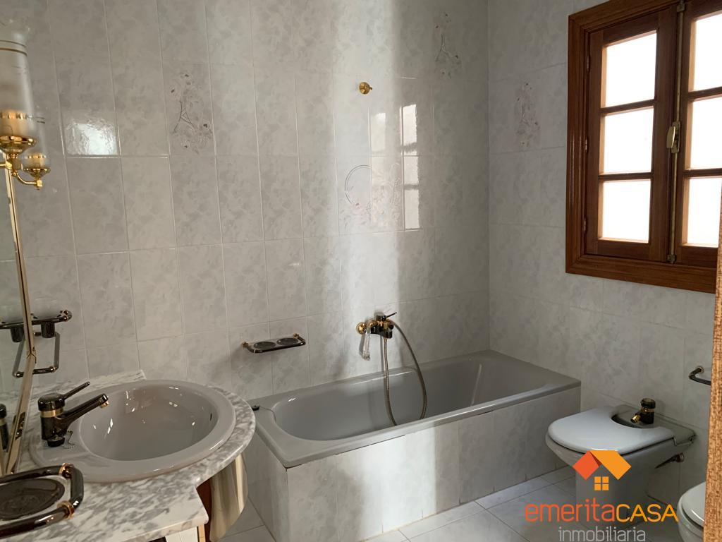 For sale of house in Calamonte