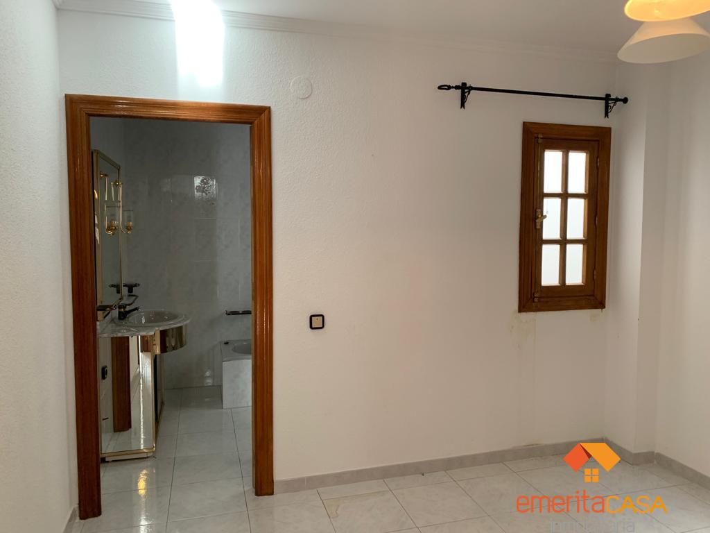 For sale of house in Calamonte