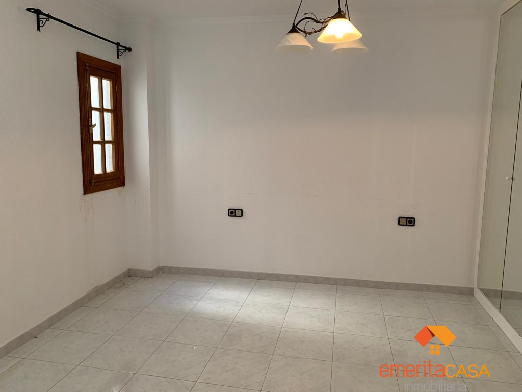 For sale of house in Calamonte