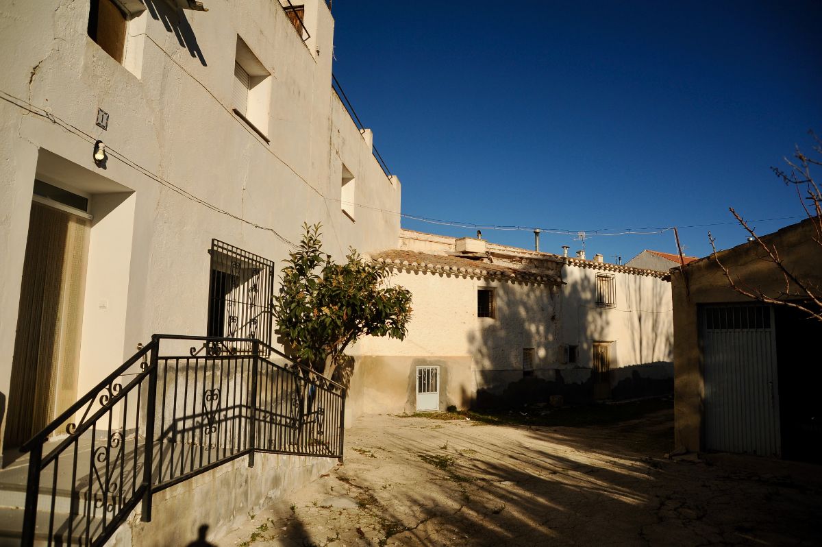 For sale of house in Vélez-Rubio