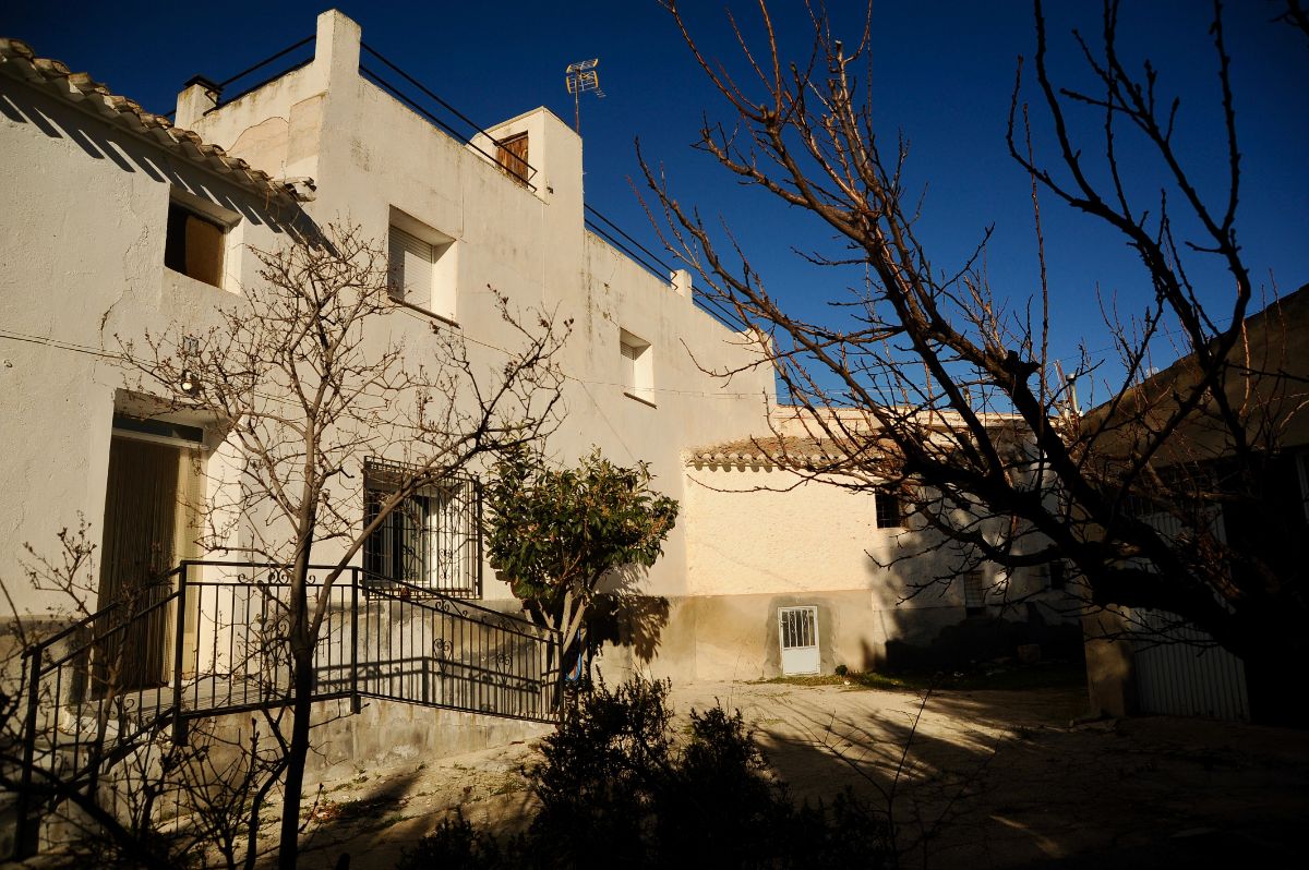 For sale of house in Vélez-Rubio
