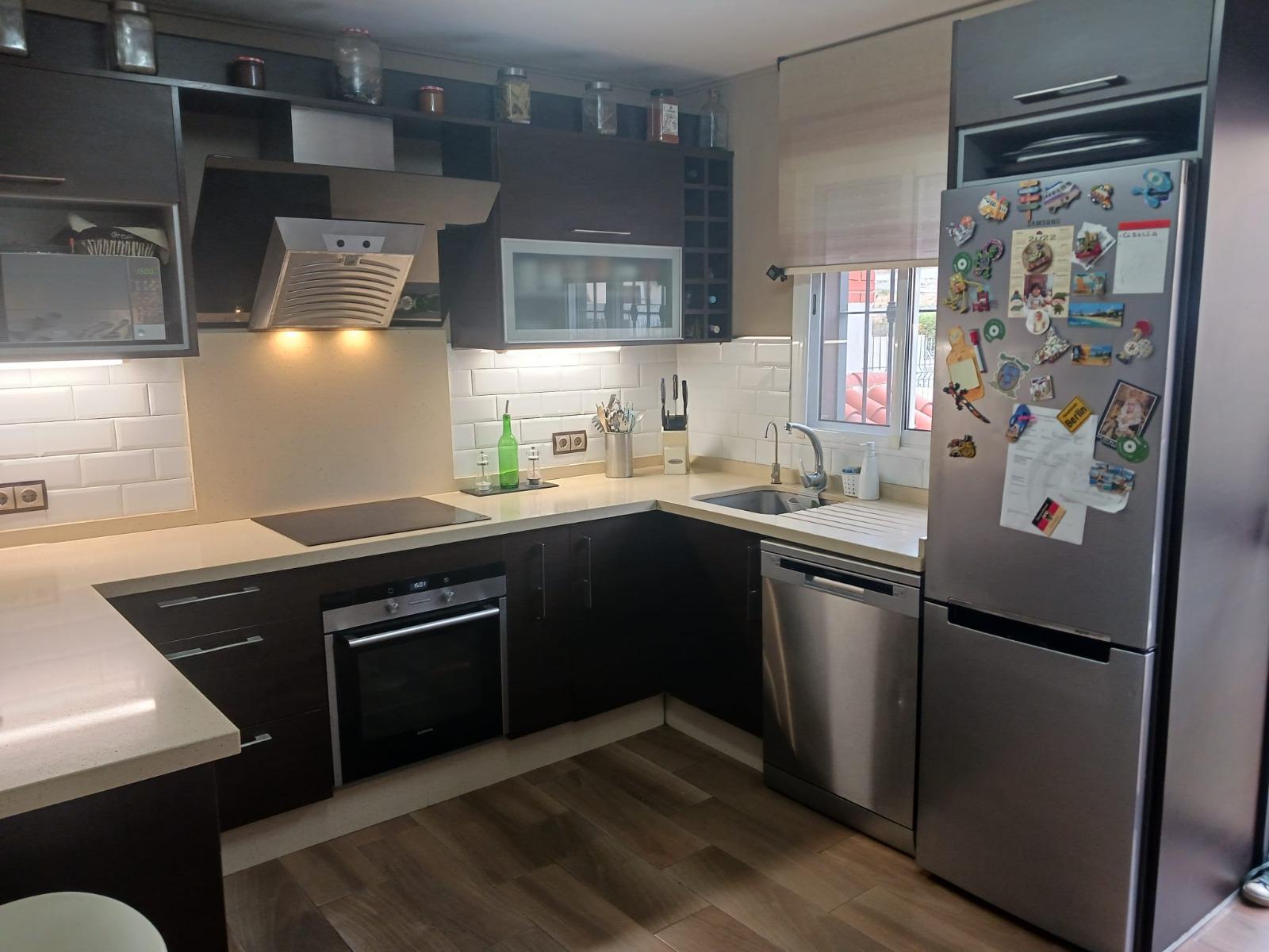 Zu verkaufen von haus in
 Almayate Bajo