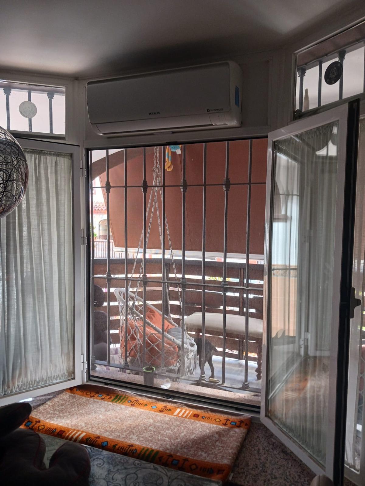 Zu verkaufen von haus in
 Almayate Bajo