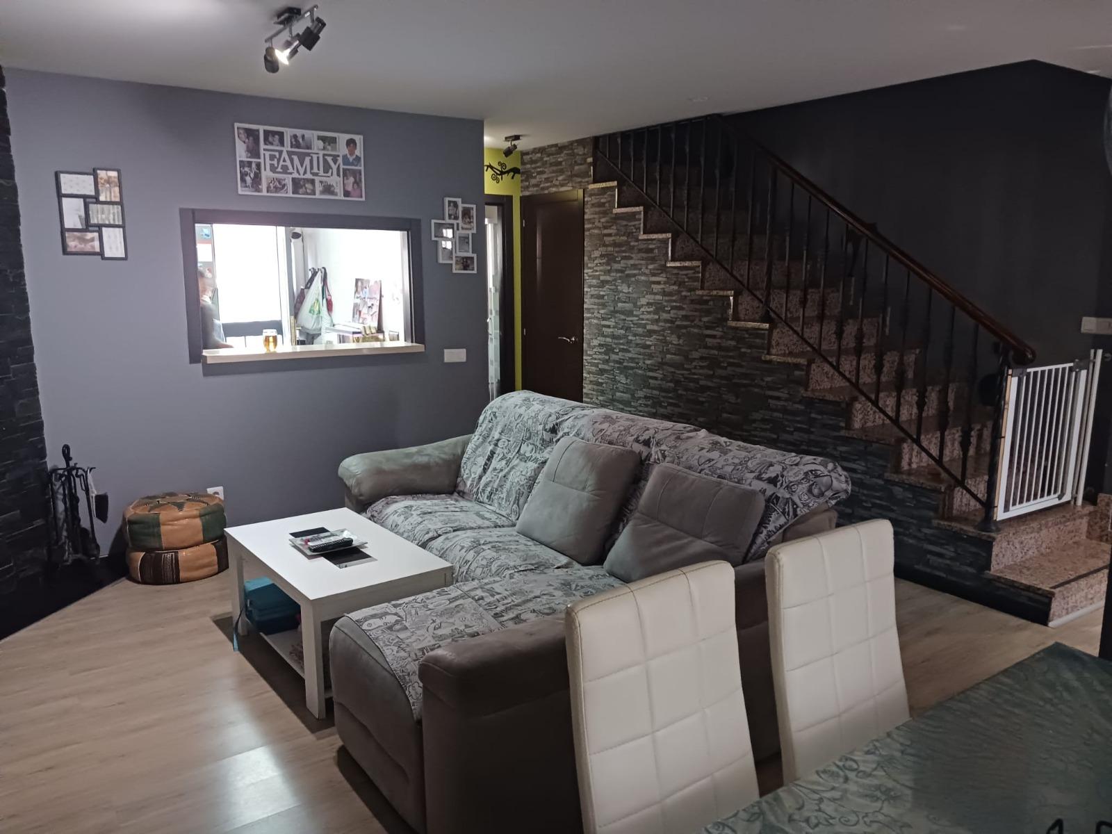 Zu verkaufen von haus in
 Almayate Bajo