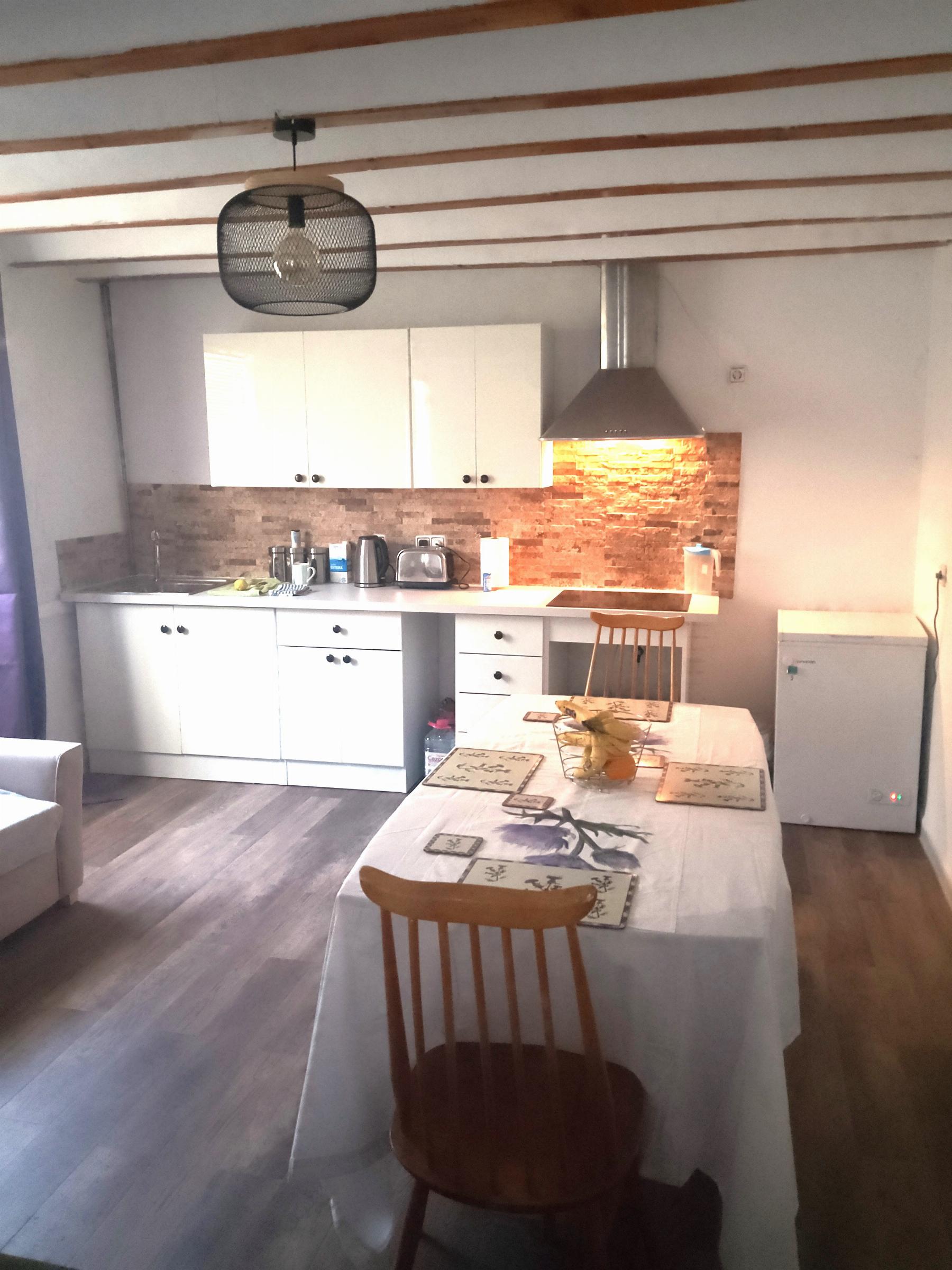 Köp av bondgård i Cortes de Baza
