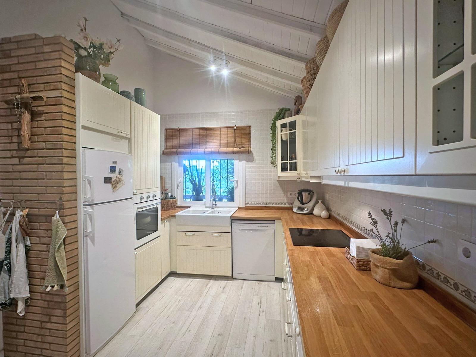 For sale of house in Alameda