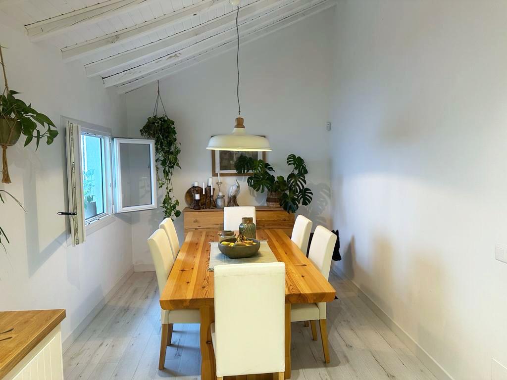 For sale of house in Alameda