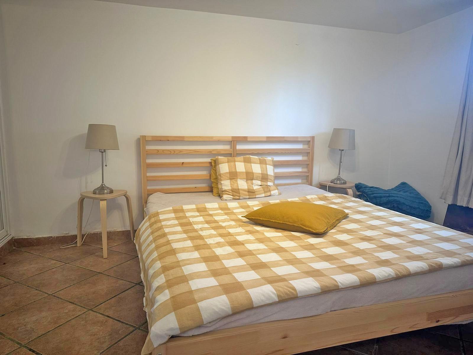 For sale of house in Alameda