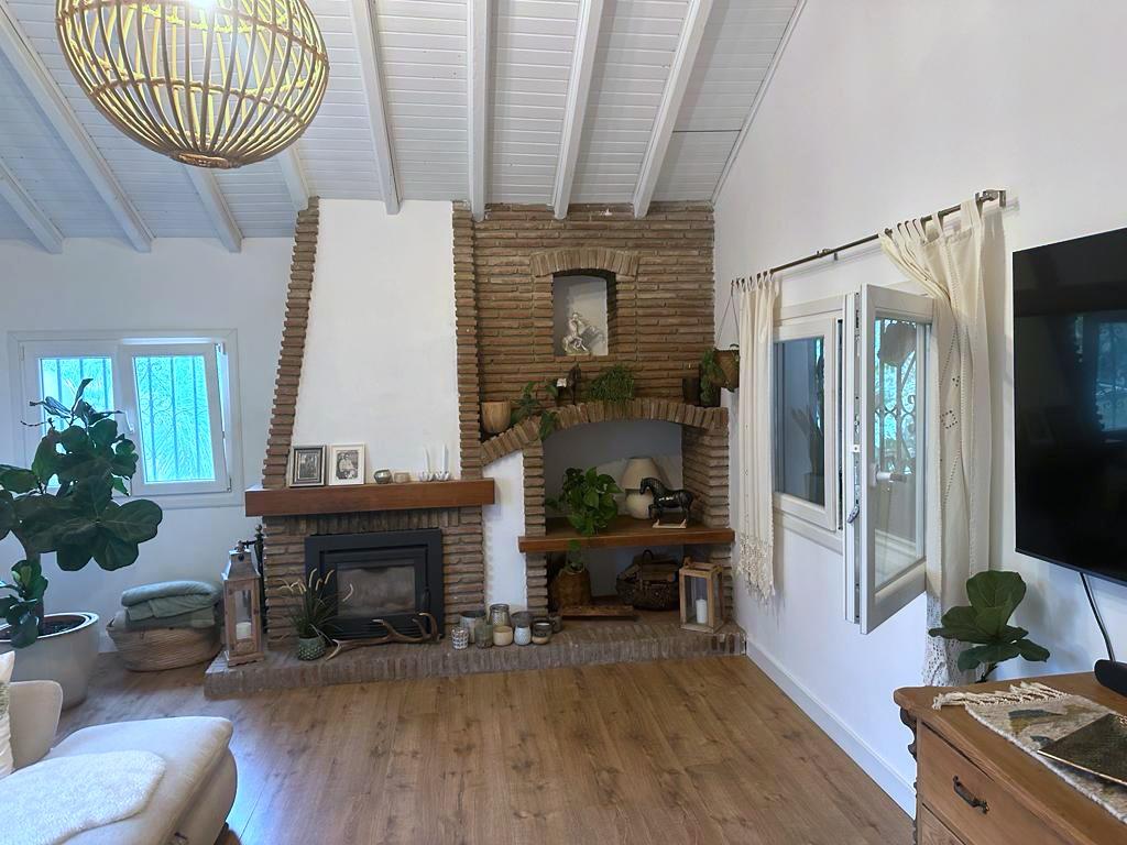 For sale of house in Alameda