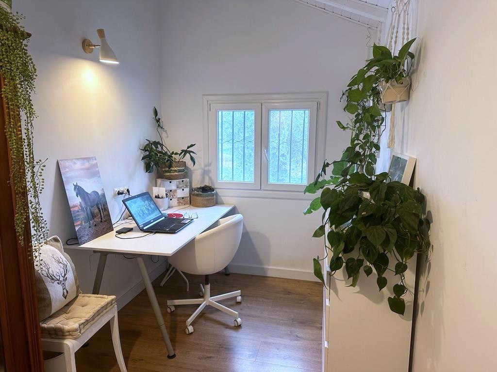 For sale of house in Alameda