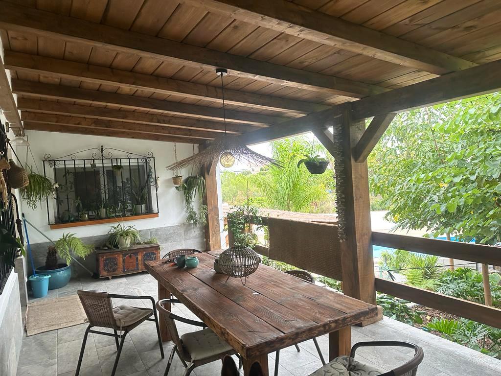 For sale of house in Alameda