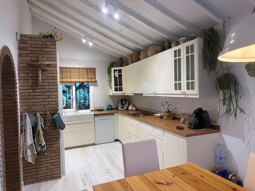 For sale of house in Alameda