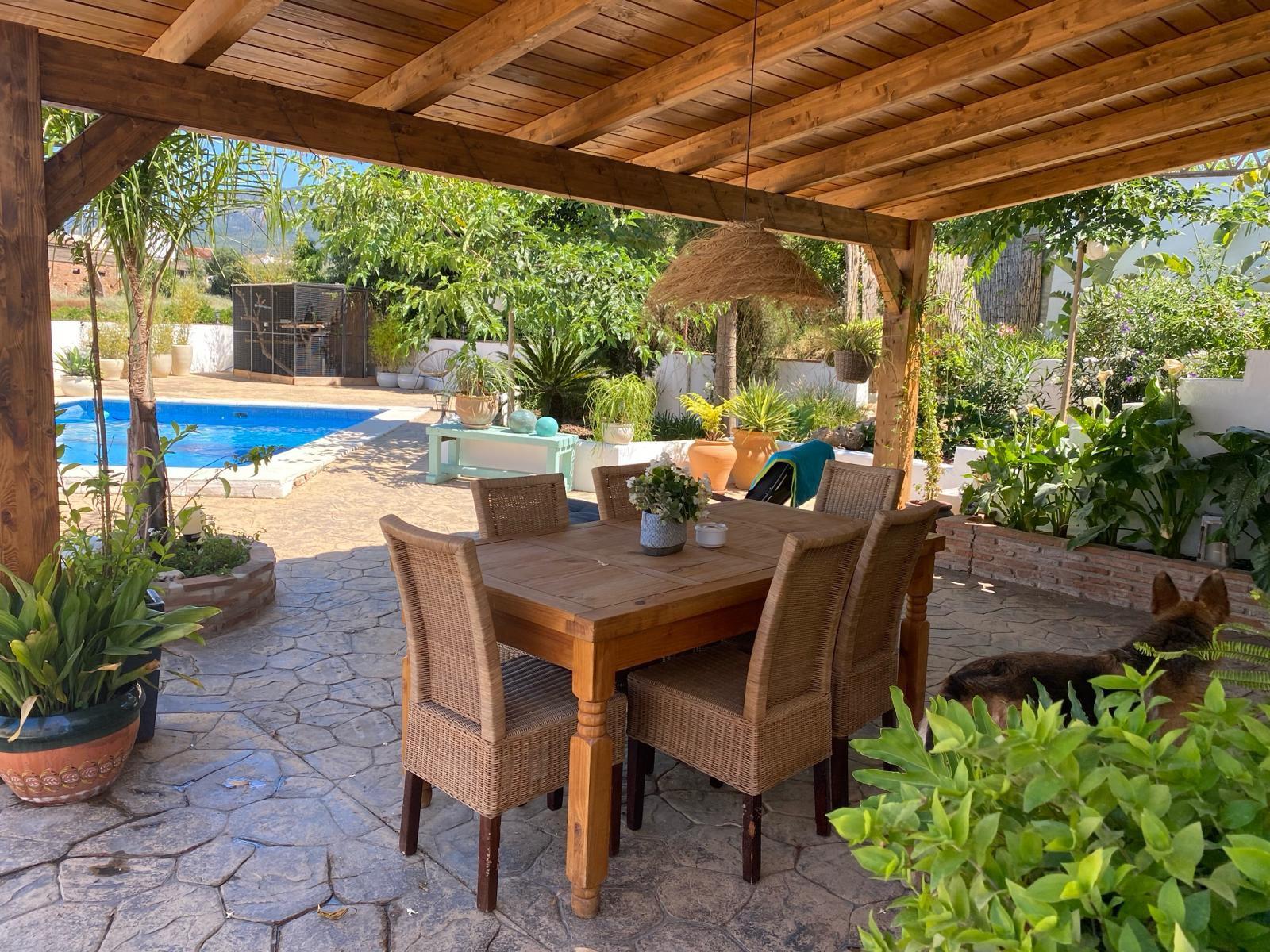 For sale of house in Alameda