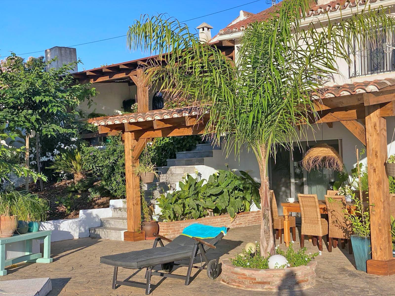 For sale of house in Alameda
