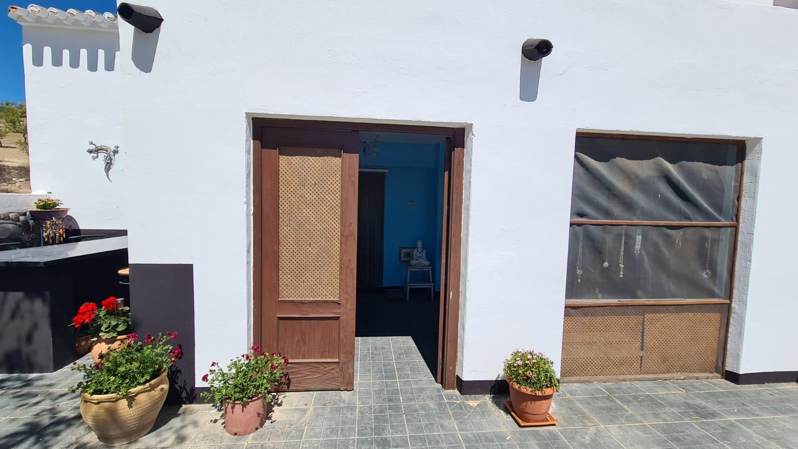 For sale of house in Oria