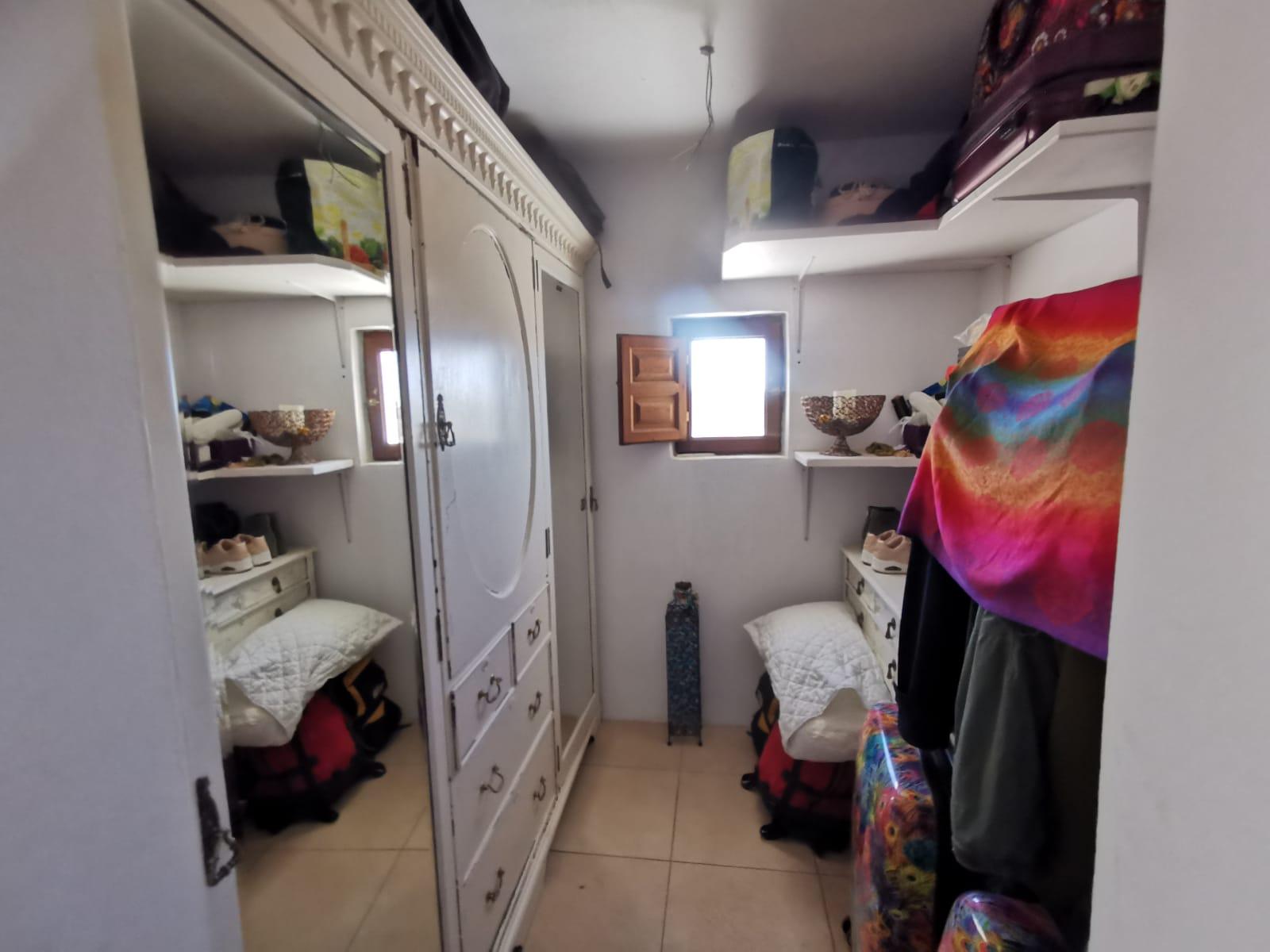 For sale of house in Oria