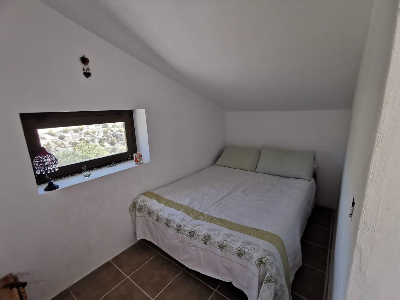 For sale of house in Oria
