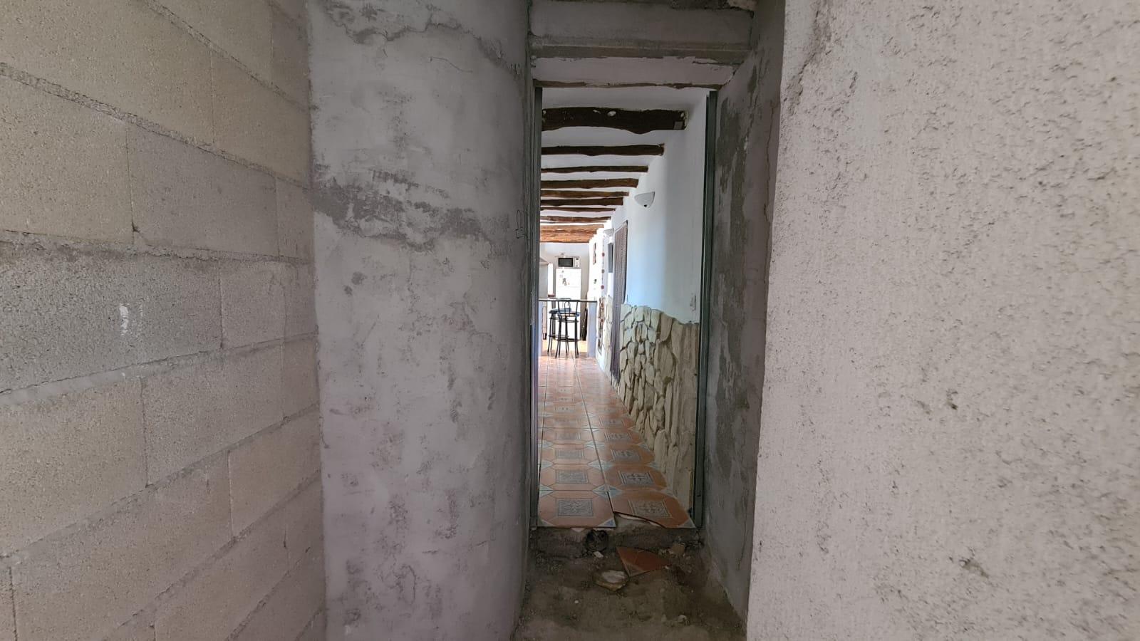 For sale of house in Oria