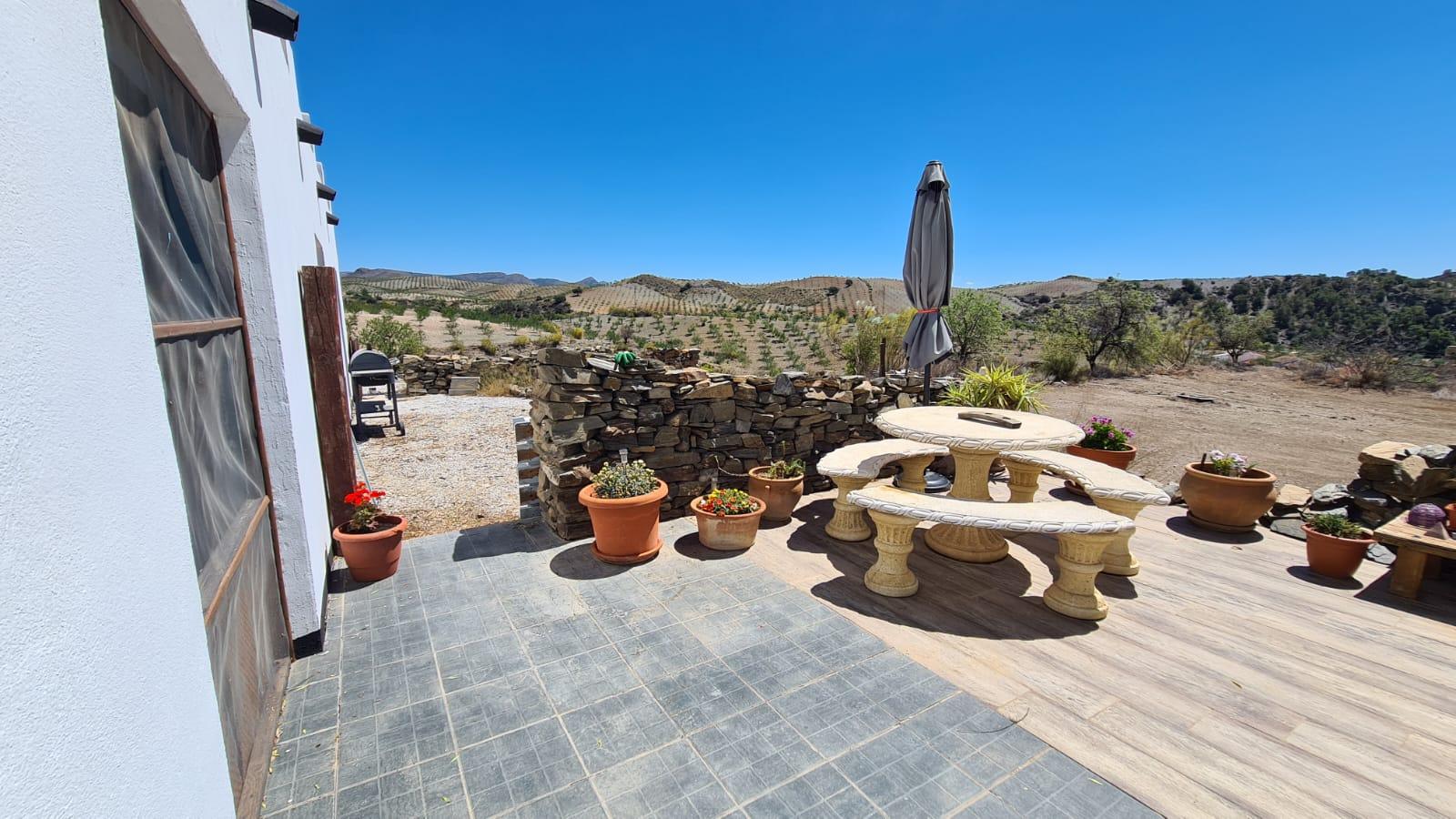 For sale of house in Oria
