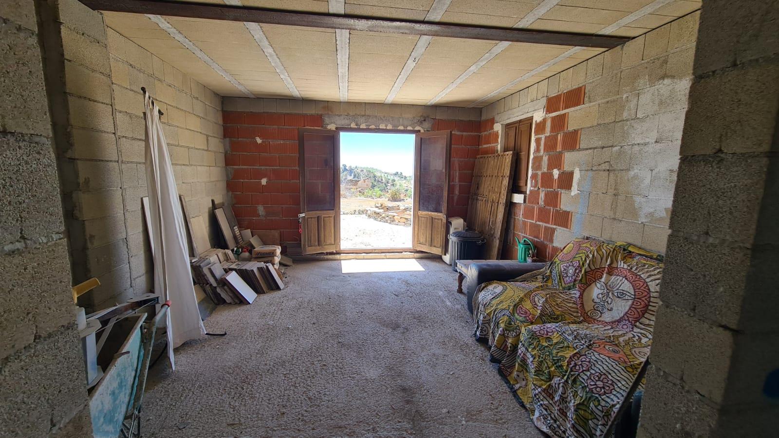 For sale of house in Oria