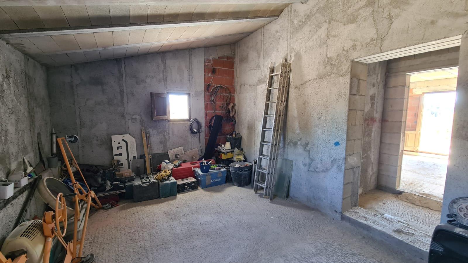 For sale of house in Oria