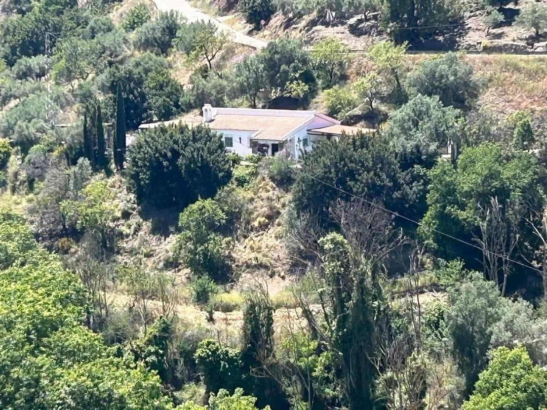 Zu verkaufen von haus in
 Árchez