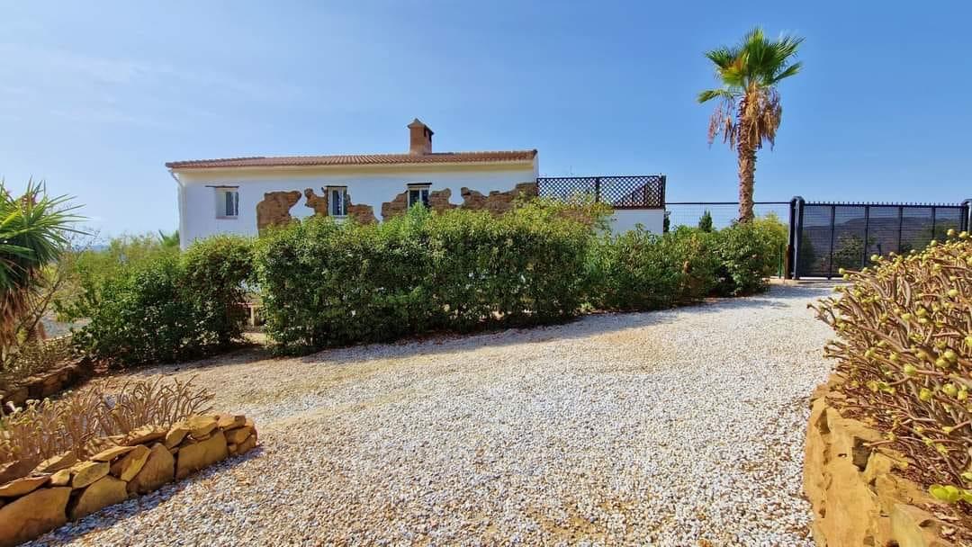 For sale of house in Riogordo