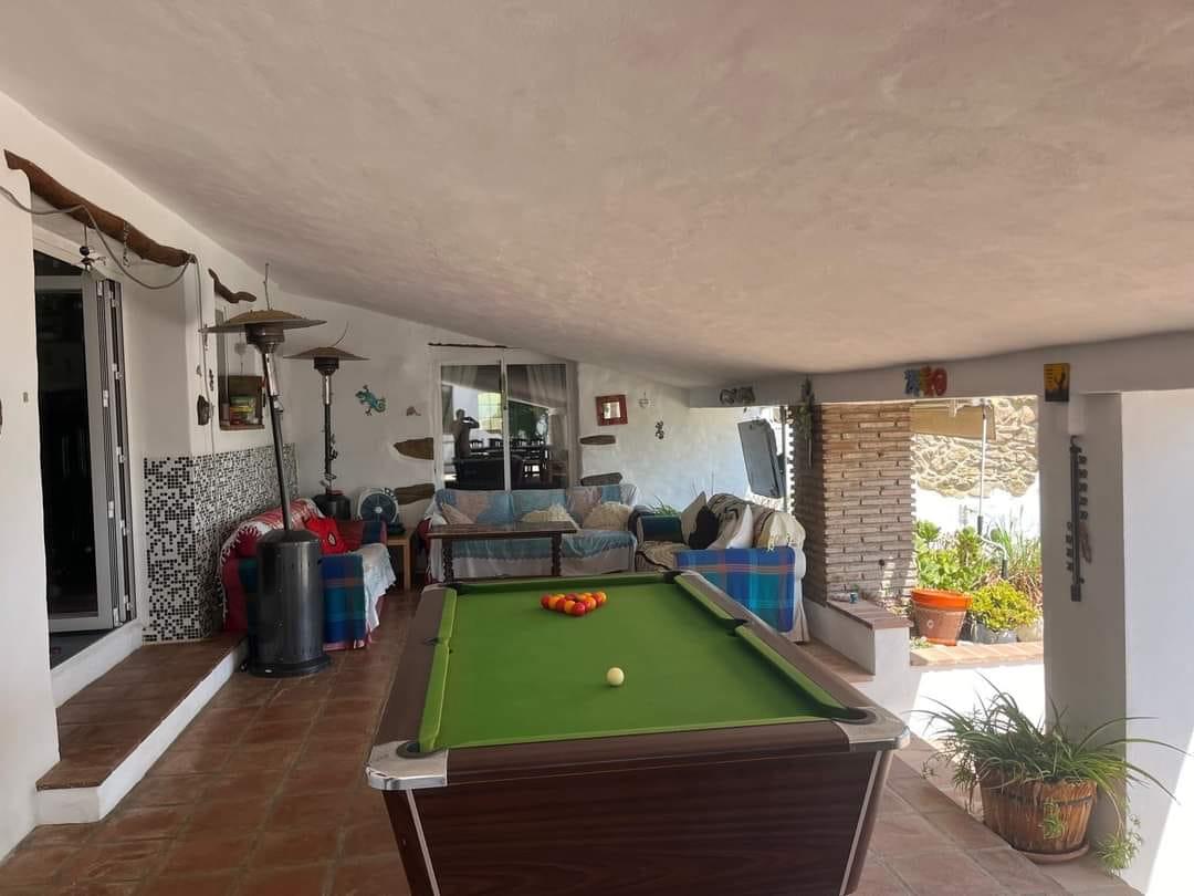 For sale of house in Riogordo