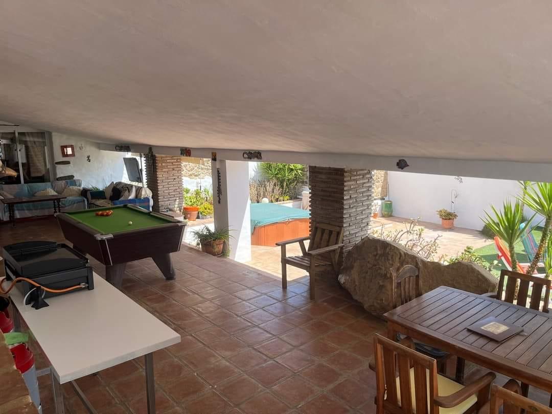 For sale of house in Riogordo