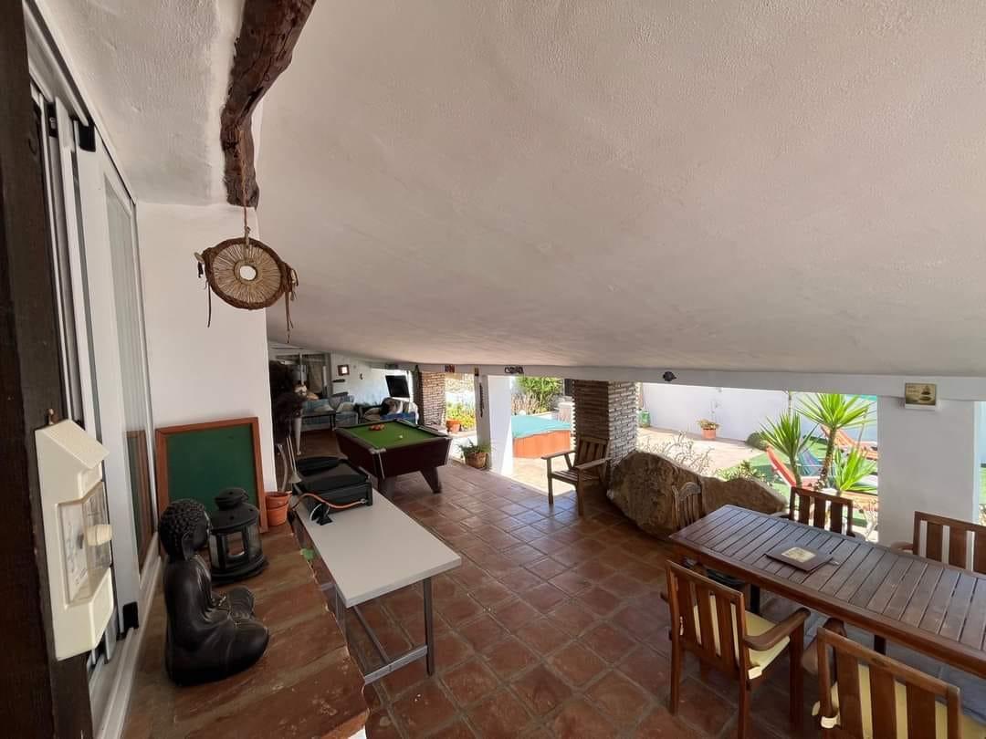For sale of house in Riogordo