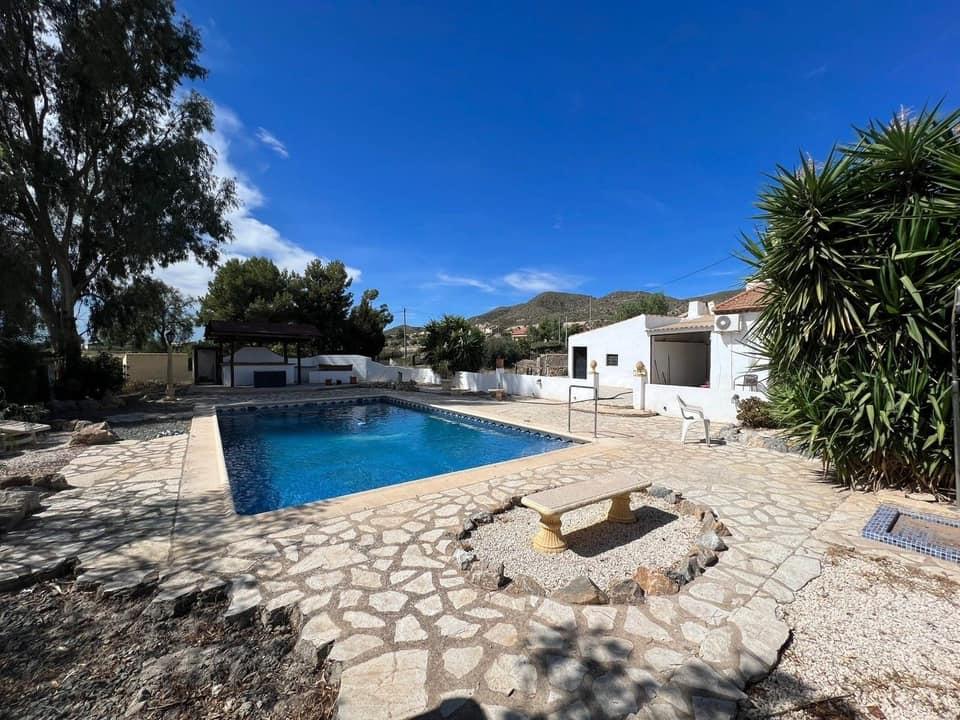 For sale of house in Puerto Lumbreras