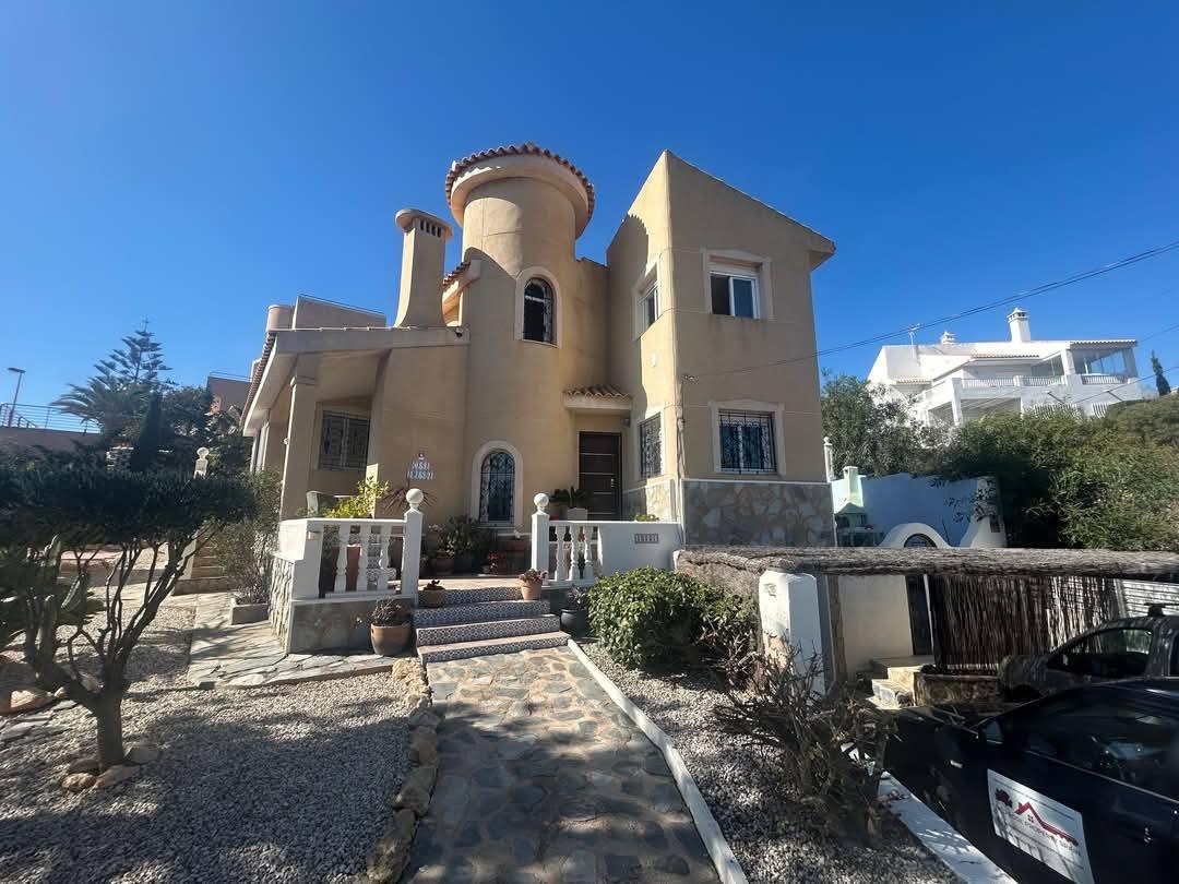 Köp av hus i CABO DE PALOS