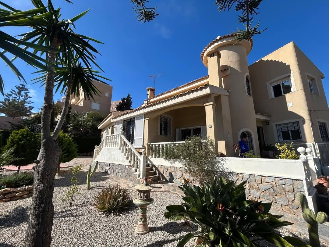 Köp av hus i CABO DE PALOS