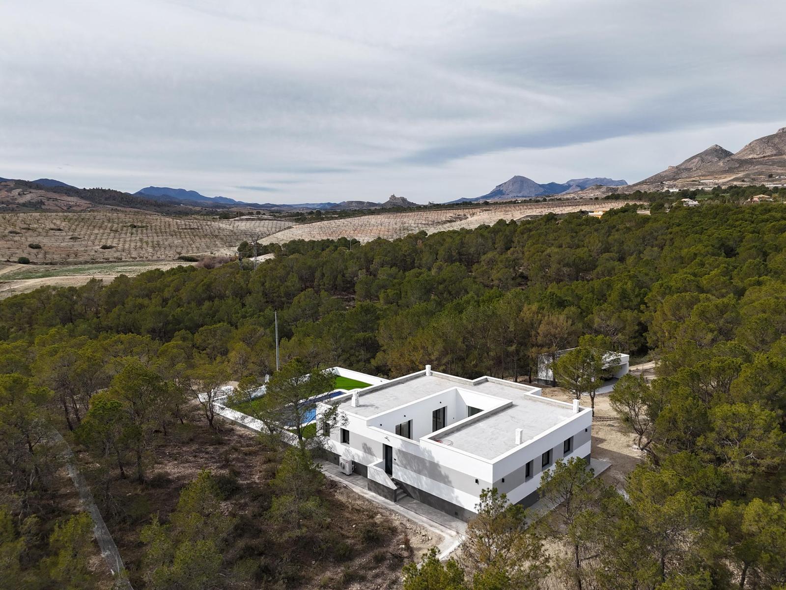 Köp av nytt arbete i Lorca
