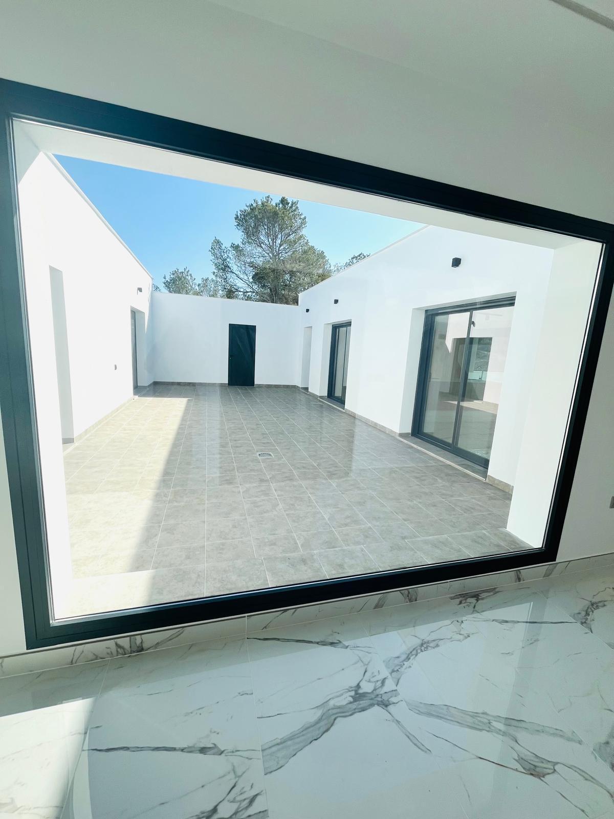Köp av nytt arbete i Lorca